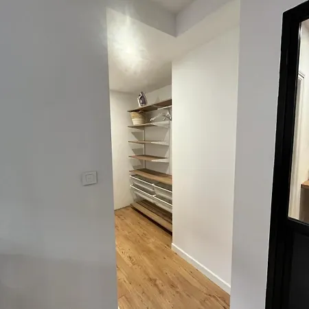 Centre Historique, Ideal Couple