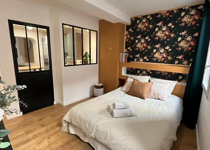 Centre Historique, Ideal Couple